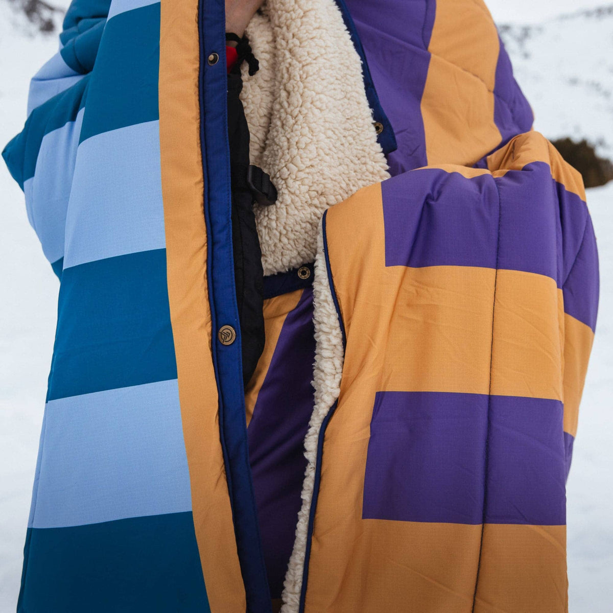 VOITED CloudTouch® Indoor/Outdoor Camping Blanket - Poolside Blankets VOITED