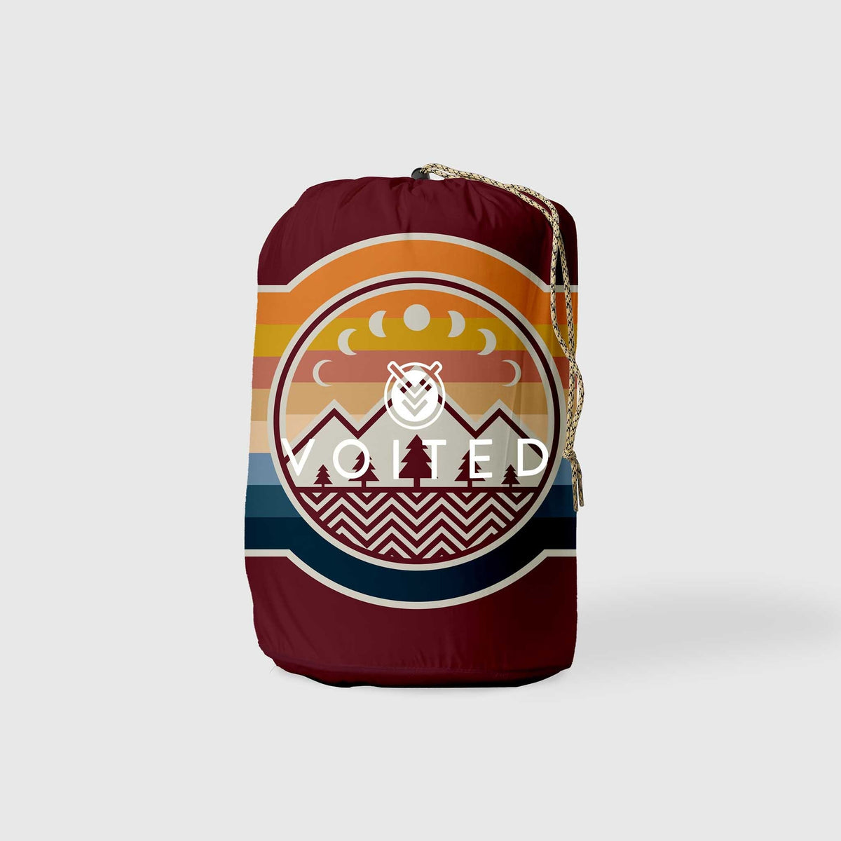 VOITED CloudTouch® Indoor/Outdoor Camping Blanket - Camp Vibes / Berry Blankets VOITED