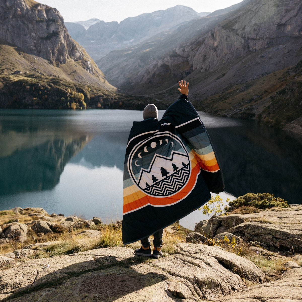 VOITED Fleece Outdoor Camping Blanket - Camp Vibes / Greengabel Blankets VOITED