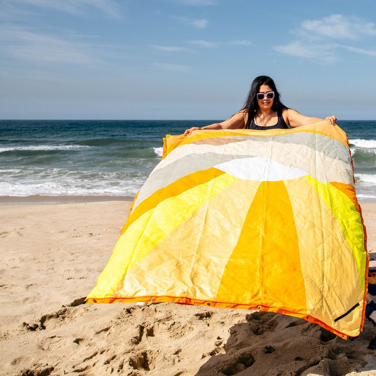 VOITED Compact Picnic & Beach Blanket - Sunscape / Dusty Sand Blankets VOITED