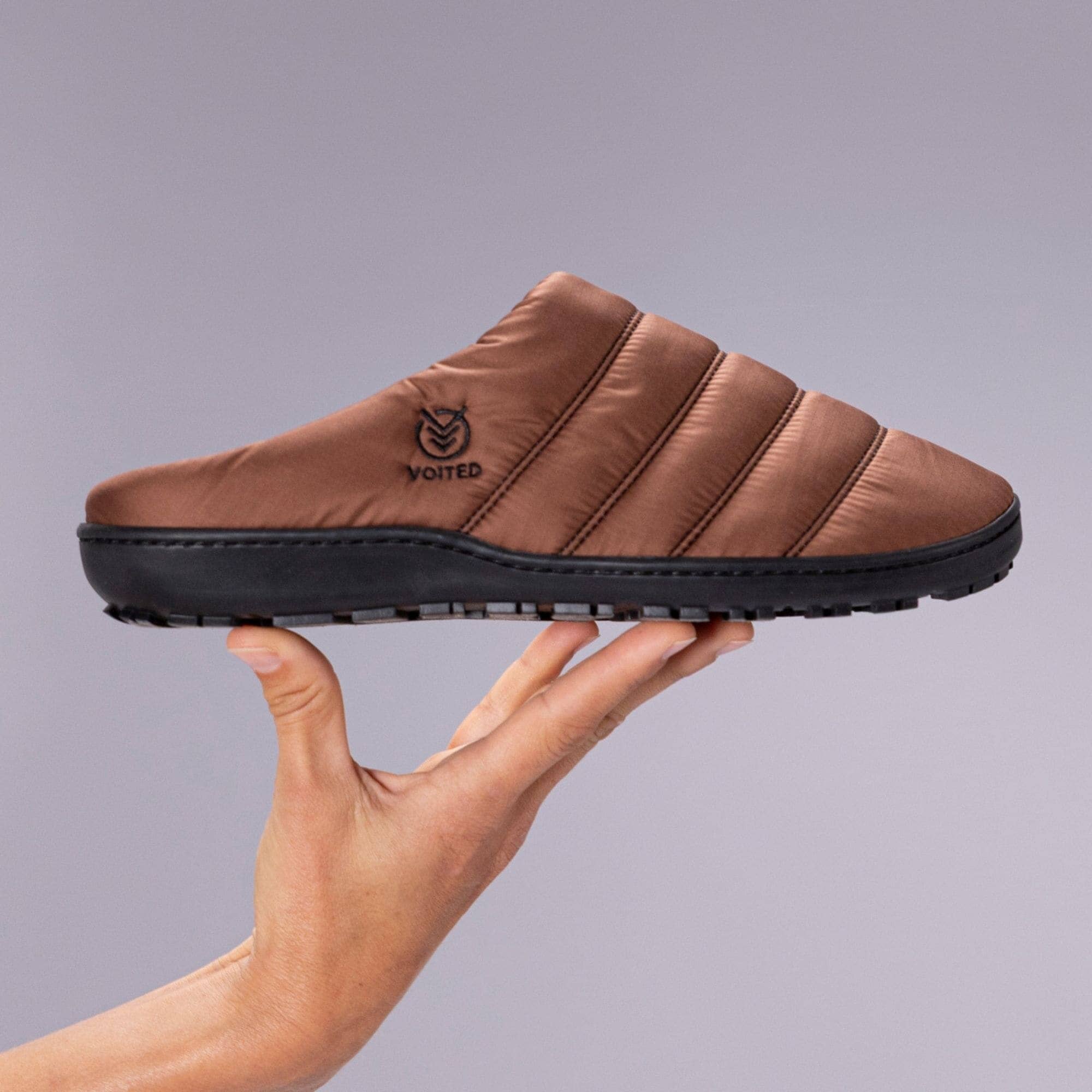 VOITED Packable Travel Slippers for cosy Adventures Chocolate