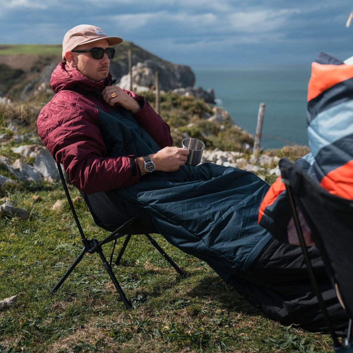 VOITED Premium Slumber Jacket for Camping, Vanlife & Indoor - Cardinal / Navy / Black Blankets VOITED