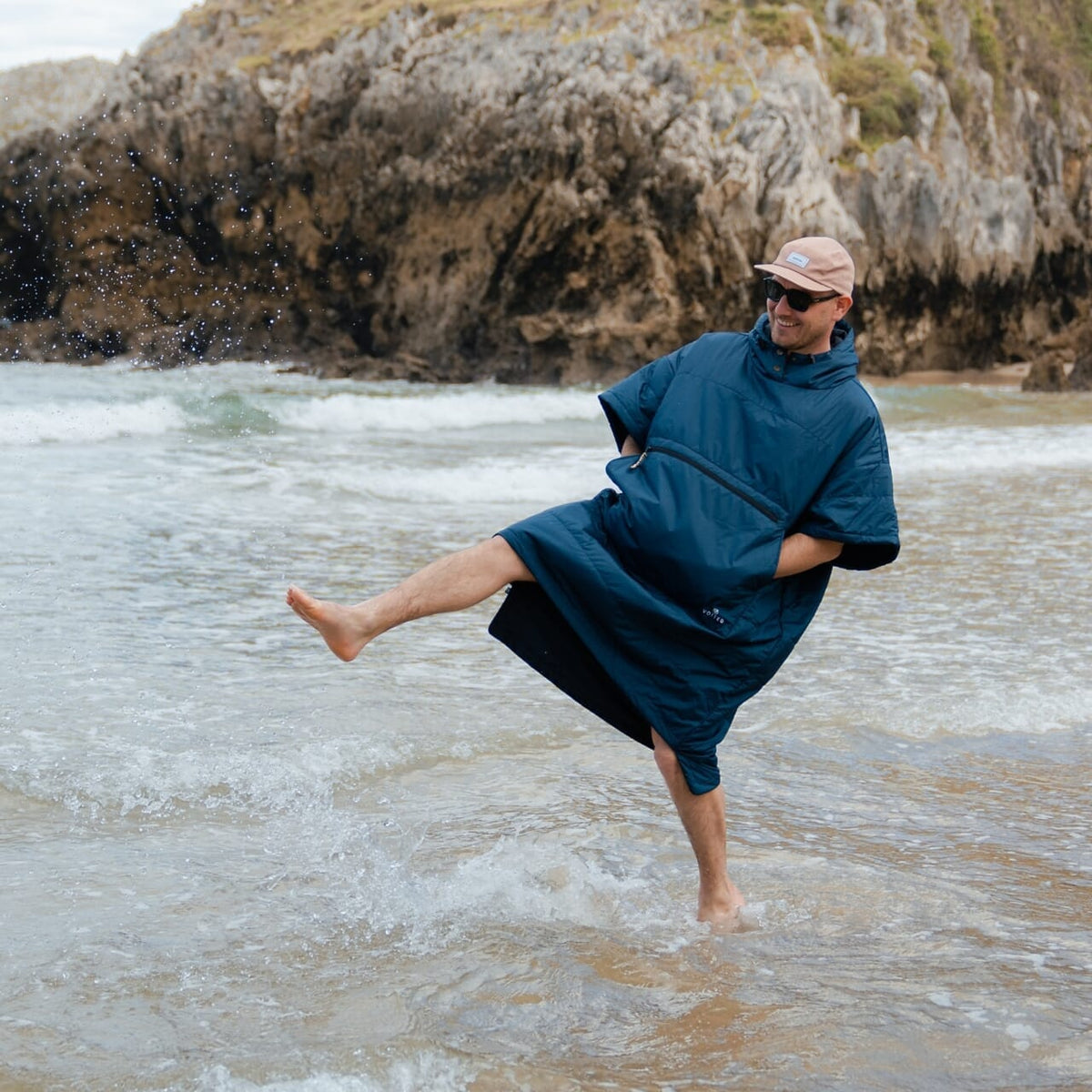 VOITED 2nd Edition Outdoor Poncho for Surfing, Camping, Vanlife & Wild Swimming - Ocean Navy Changewear VOITED