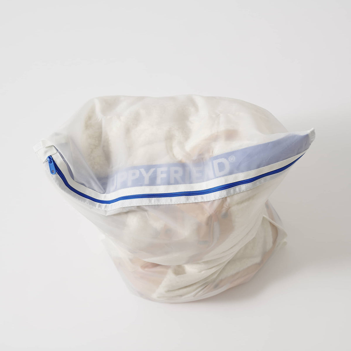 http www.patagonia.com product guppyfriend-washing-bag o2191.html VOITED GUPPYFRIEND Washing Bag