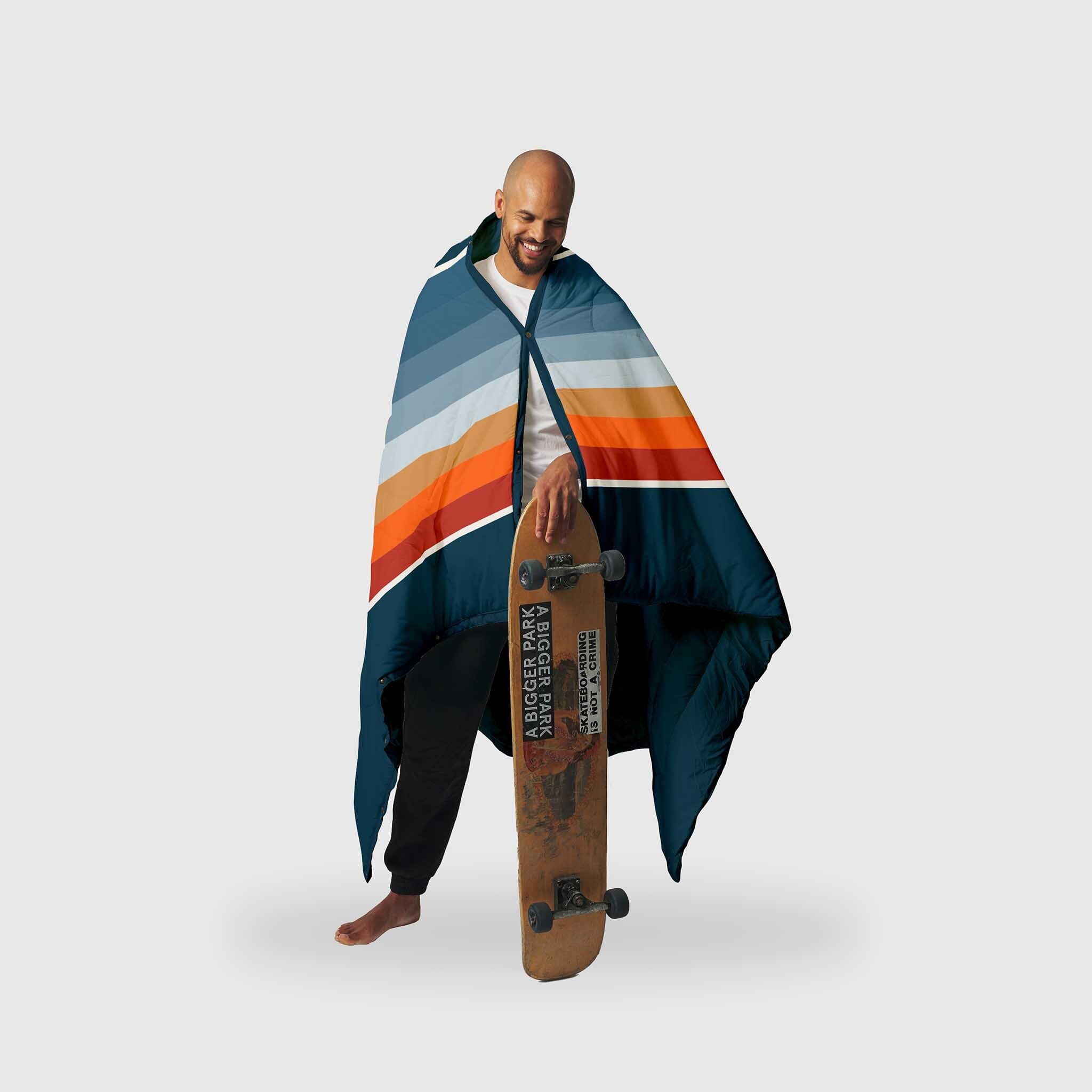 VOITED Insulated, Recycled & Versatile Outdoor Throw Blanket