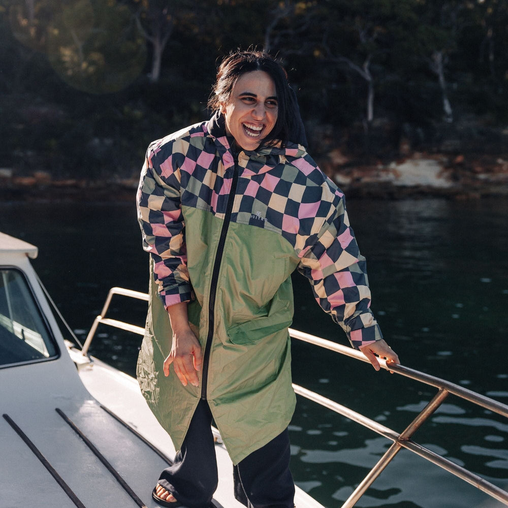 
VOITED 3e Édition Manteau de Changement Extérieur & Drycoat pour le Surf, le Camping, la Vie en Van & la Natation en Eau Libre - Wavecheck
