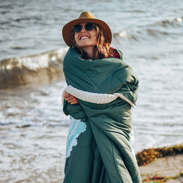 VOITED Stay cosy Anywhere Versatile Warm Blankets Vanilla Icedream